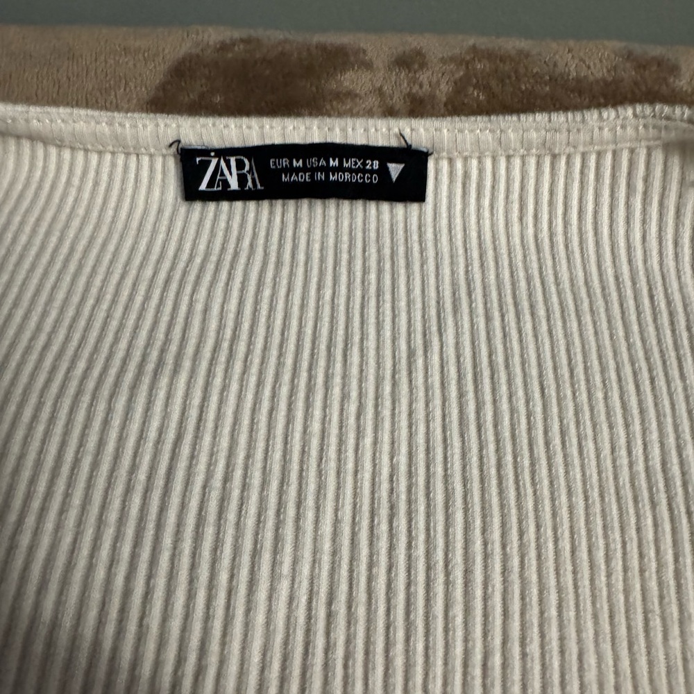 Zara Cream Ribbed Knit Top - Picture 4 of 4